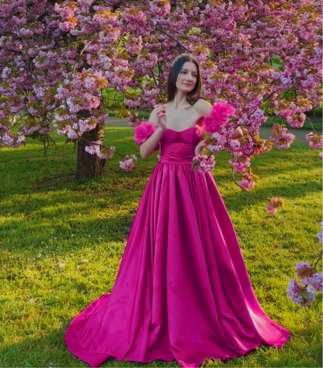 “Parisian Bloom Gown” ✨